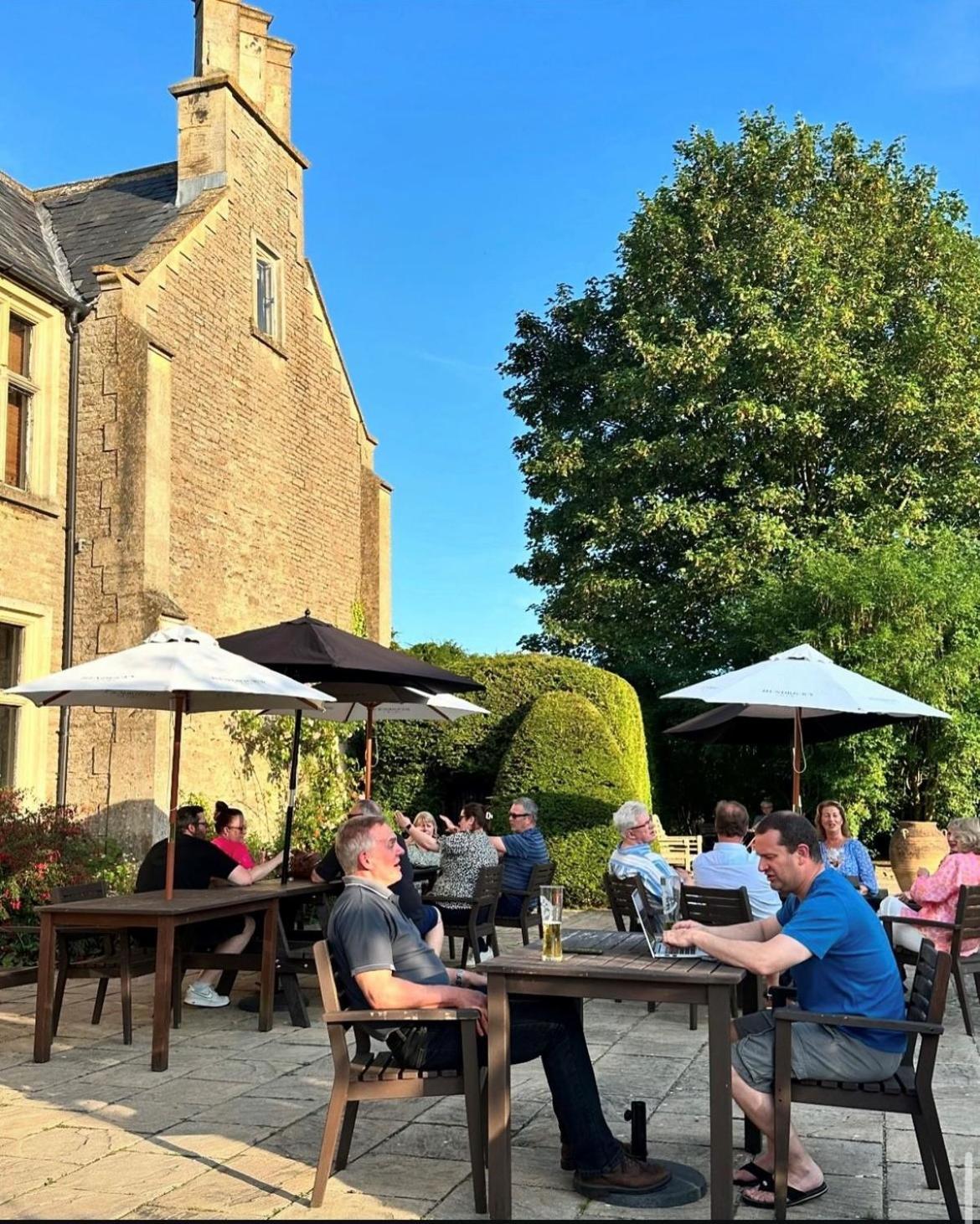 Stanton Manor Hotel Chippenham  Eksteriør bilde