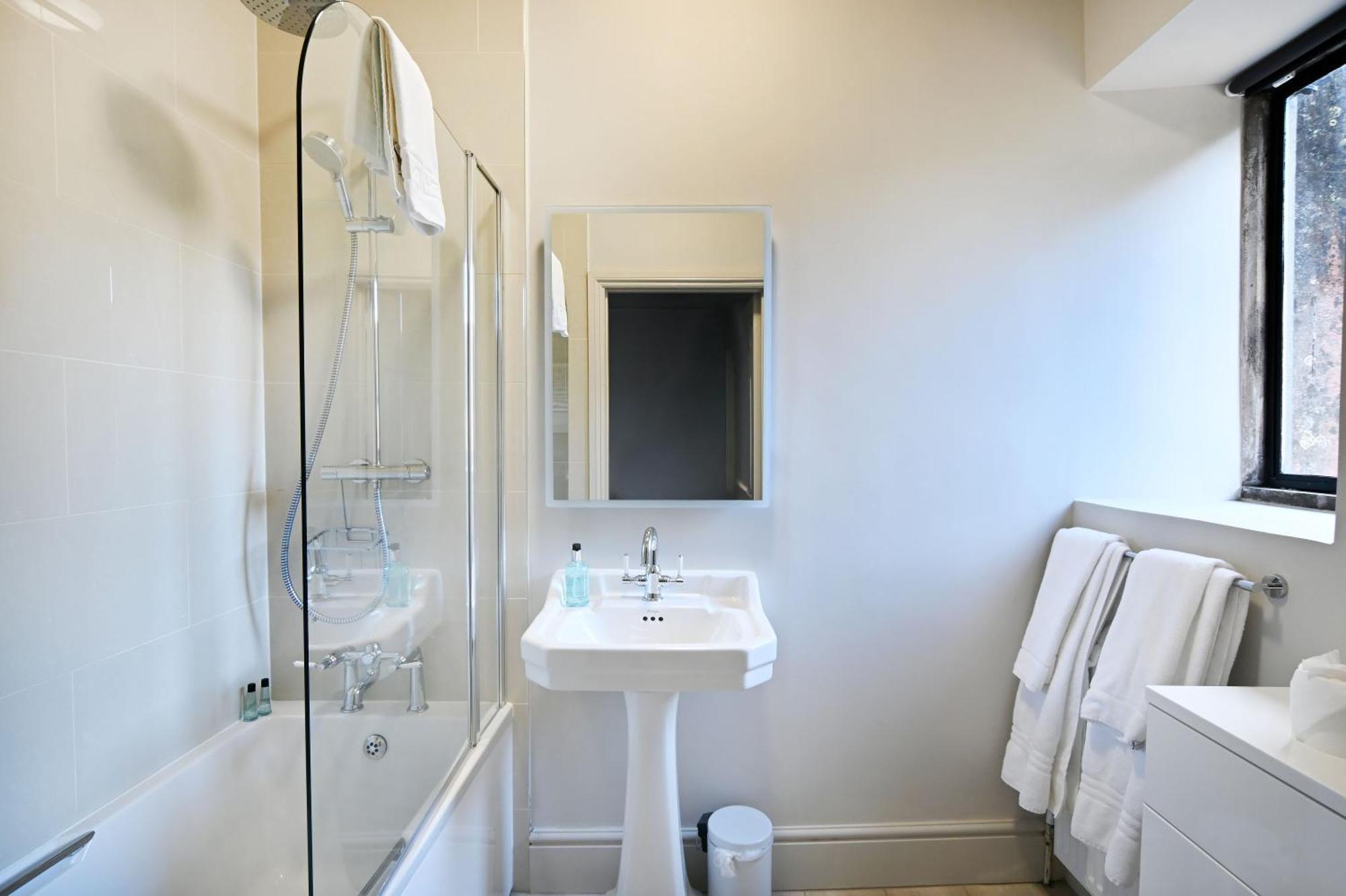 Stanton Manor Hotel Chippenham  Eksteriør bilde